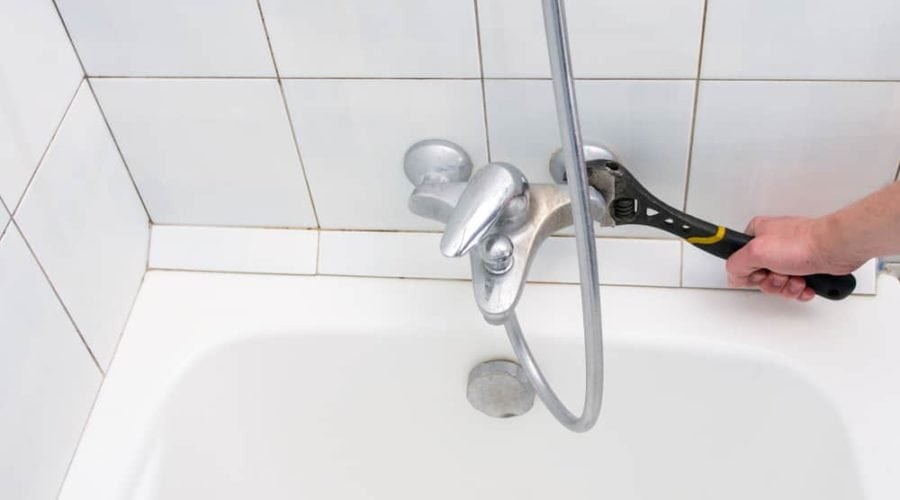 11 Easy Steps To Fix A Leaky Bathtub Faucet