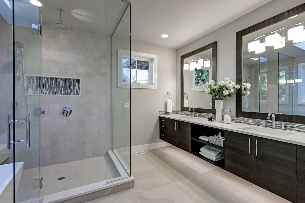 41 Bathroom Vanity Cabinet Ideas - Double Sink Bathroom Vanity With Cabinet In Middle