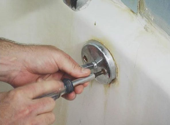 Easy Steps on How to Remove Flip-Lever Drain Stoppers