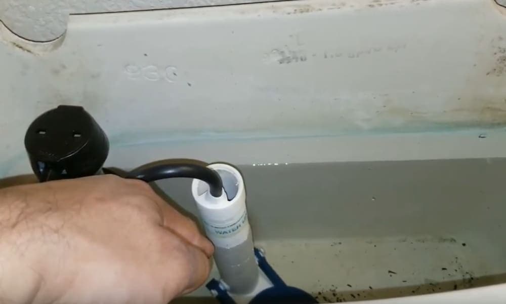 Check your toilet tank water level