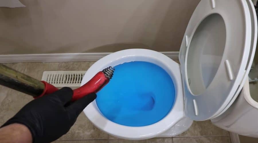 Unclog a Toilet Without a Plunger