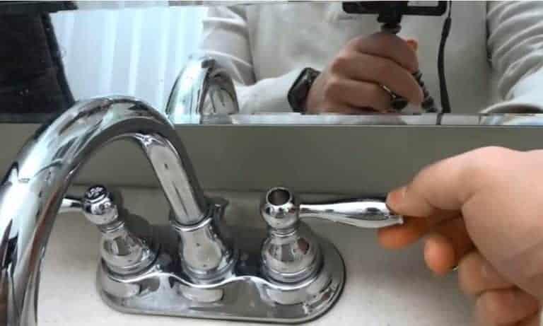 How to Tighten a Kitchen Faucet? (Step-by-Step Tutorial)