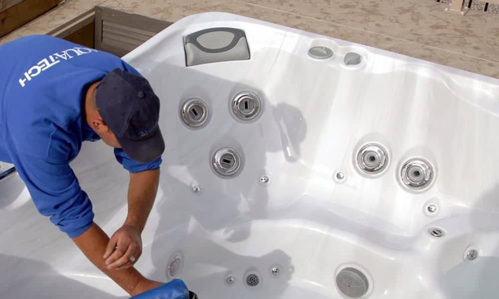 When to winterize your hot tub 1