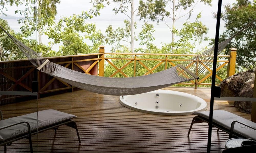 31 Outdoor Bathroom Ideas - Unique Outdoor Bathroom Designs