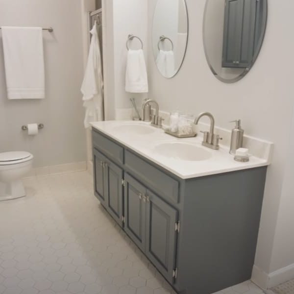 How to Paint Bathroom Vanity Cabinets? (Step-by-Step Tutorial)