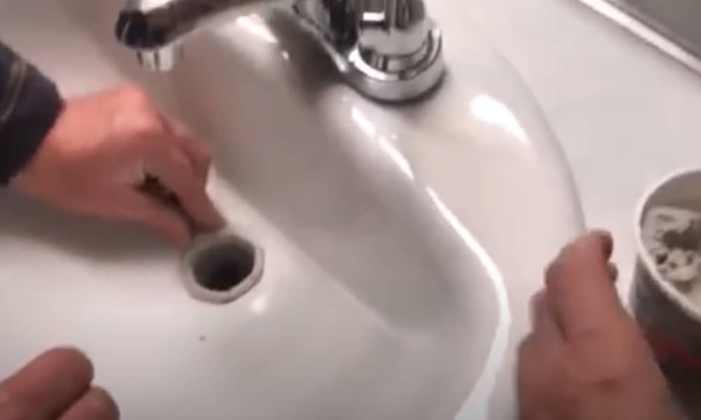 13 Easy Steps To Replace Install A Bathroom Sink - How To Remove A Bathroom Drop In Sink