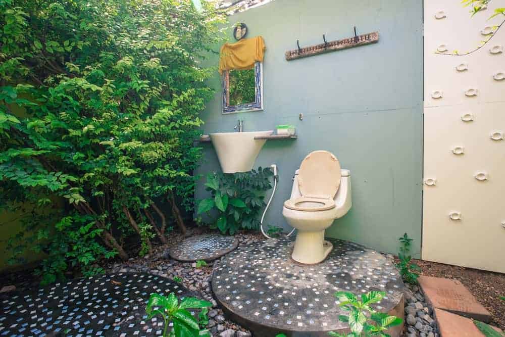 31 Outdoor Bathroom Ideas Unique Designs - Diy Outdoor Bath Ideas