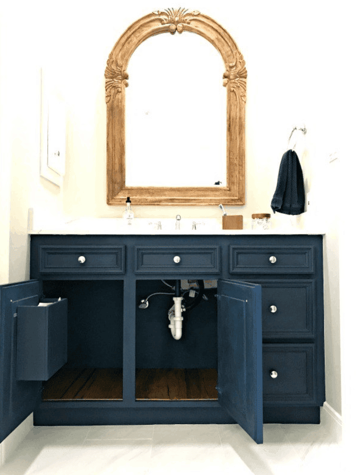 DIY Chalk Paint Bathroom Vanity Makeover