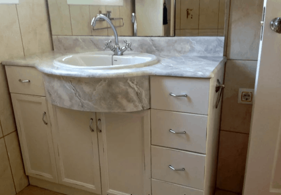 How to Faux Marble Your Bathroom Countertop