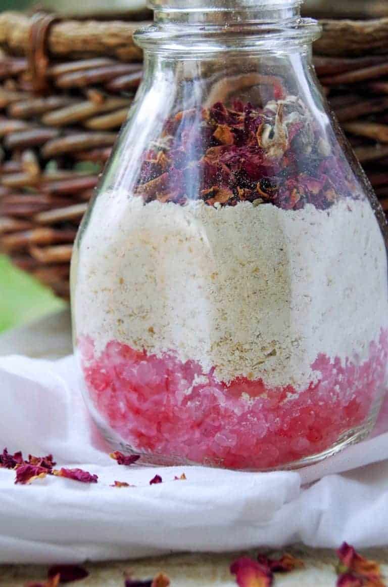 DIY Rose Milk Bath