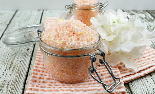DIY Tangerine Bath Salts