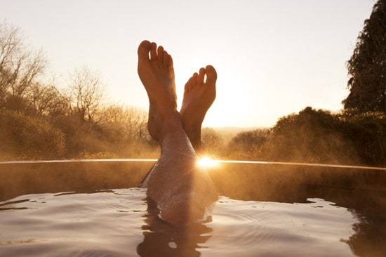 How to Build a One Person Hot Tub – MOTHER EARTH NEWS