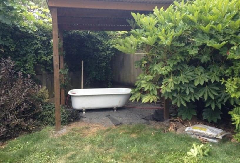 See a Soothing Backyard Bathhouse Born from a Salvaged Tub – Houzz.com