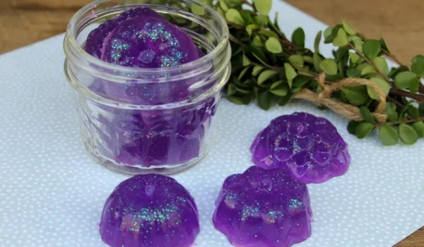 Sugar, Spice & Glitter’s Jiggly Jelly Soap